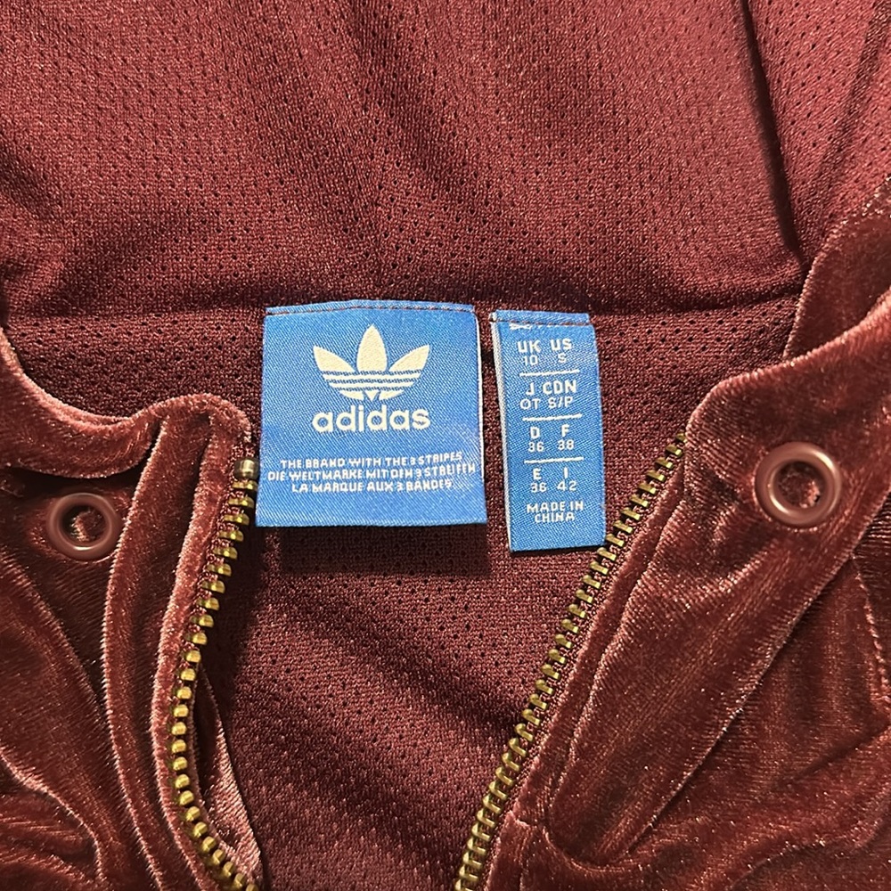 Adidas jacket - Picture 4 of 7